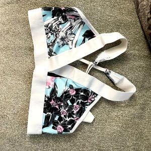 Nike M Sports Bra